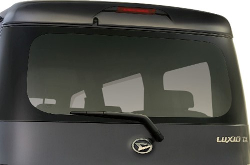 Gambar bagian belakang mobil Daihatsu Luxio 