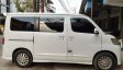 Daihatsu Luxio X 2012-9