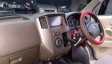 Jual Mobil Daihatsu Luxio M 2013-6