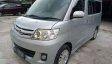 Jual Mobil Daihatsu Luxio X 2012-9
