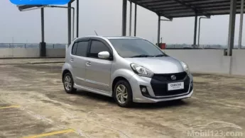 2017 Daihatsu Sirion RS Hatchback