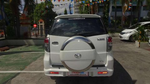 Daihatsu Terios R 2013 Putih