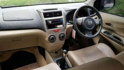 Daihatsu Xenia R 2013 dijual