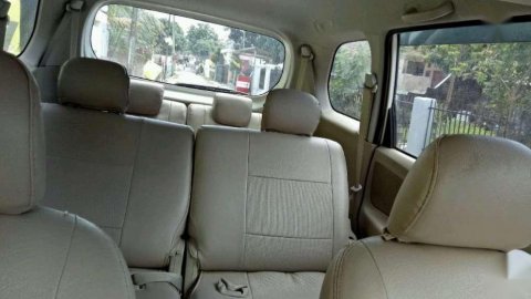 Daihatsu Xenia R ATTIVO 2012