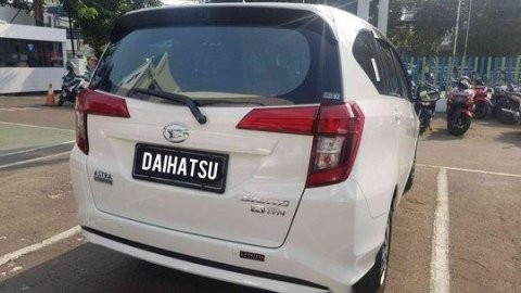 Jual Mobil Daihatsu Sigra 2019