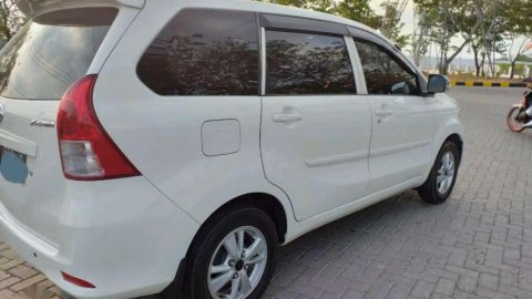 Mobil Daihatsu Xenia X 2012 dijual, Jawa Timur