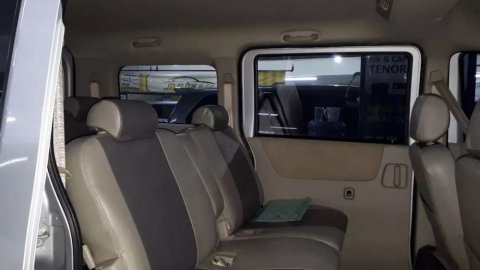 Daihatsu Luxio X 2012