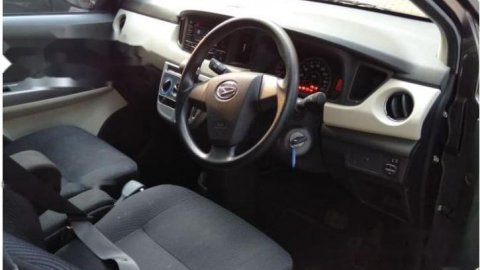 Jual Mobil Daihatsu Sigra R 2016