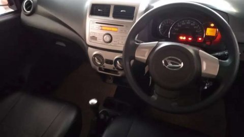 Mobil Daihatsu Ayla M 2015 dijual, Jawa Barat
