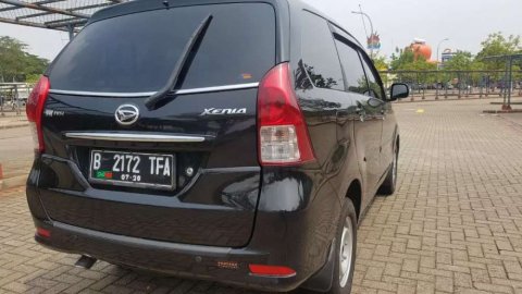 Jual Cepat Daihatsu Xenia R 2015 di Banten 