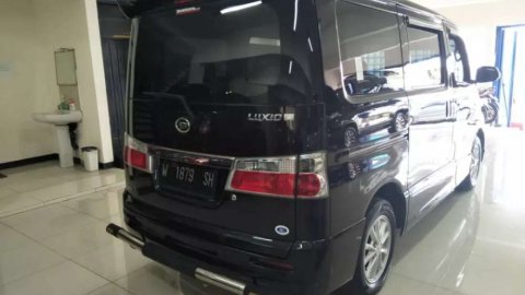 Jual Cepat Daihatsu Luxio X 2014 di Jawa Timur