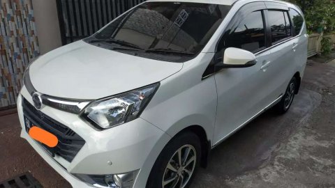 Jual mobil bekas murah Daihatsu Sigra R Deluxe 2017 di Sumatra Utara