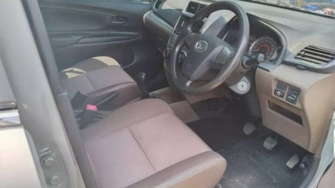 Jual Mobil Daihatsu Xenia X 2016
