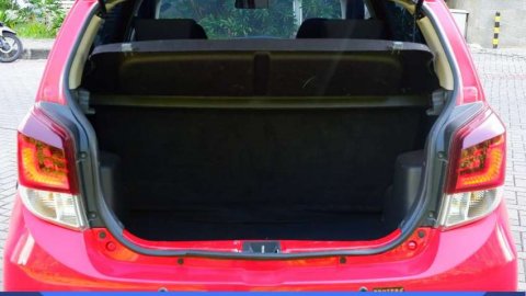 [OLX AUTOS] Daihatsu Ayla 1.2 R Bensin M/T 2017