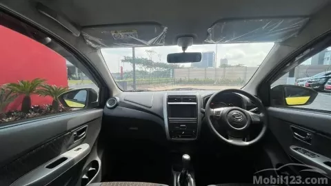 2020 Daihatsu Ayla R Hatchback