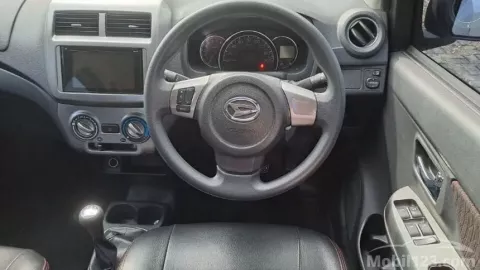 2019 Daihatsu Ayla R Hatchback